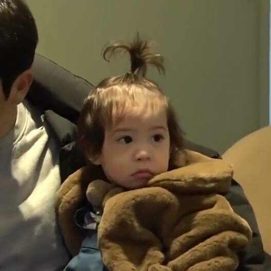 《超人回来了》
◎建厚