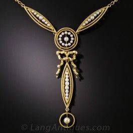 珠宝｜美好时代项链坠
Lang Antiques。
