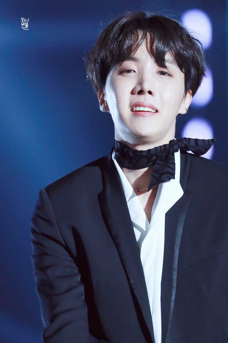 jhope郑号锡bts防弹少年团20190106第33届韩国金唱片专辑部门