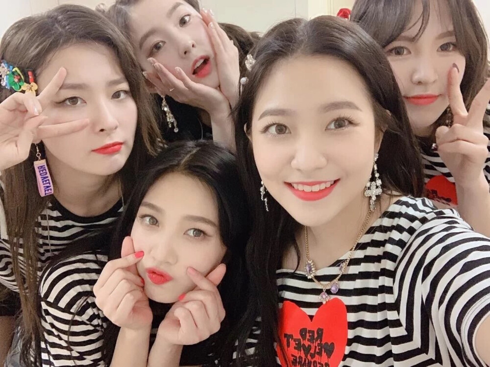 #Red Velvet #红丝绒 #Irene #Wendy #涩琪 #Joy #Yeri #SM