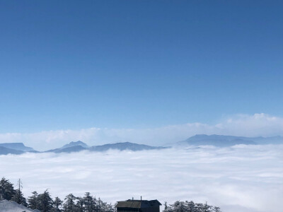 峨眉山
