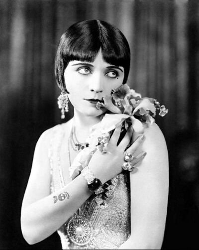 波拉尼格丽
Pola Negri 1894-1987年
波兰裔德国、美国默片女演员