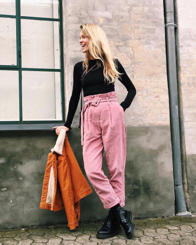 BY爱喝可乐的古娜小姐