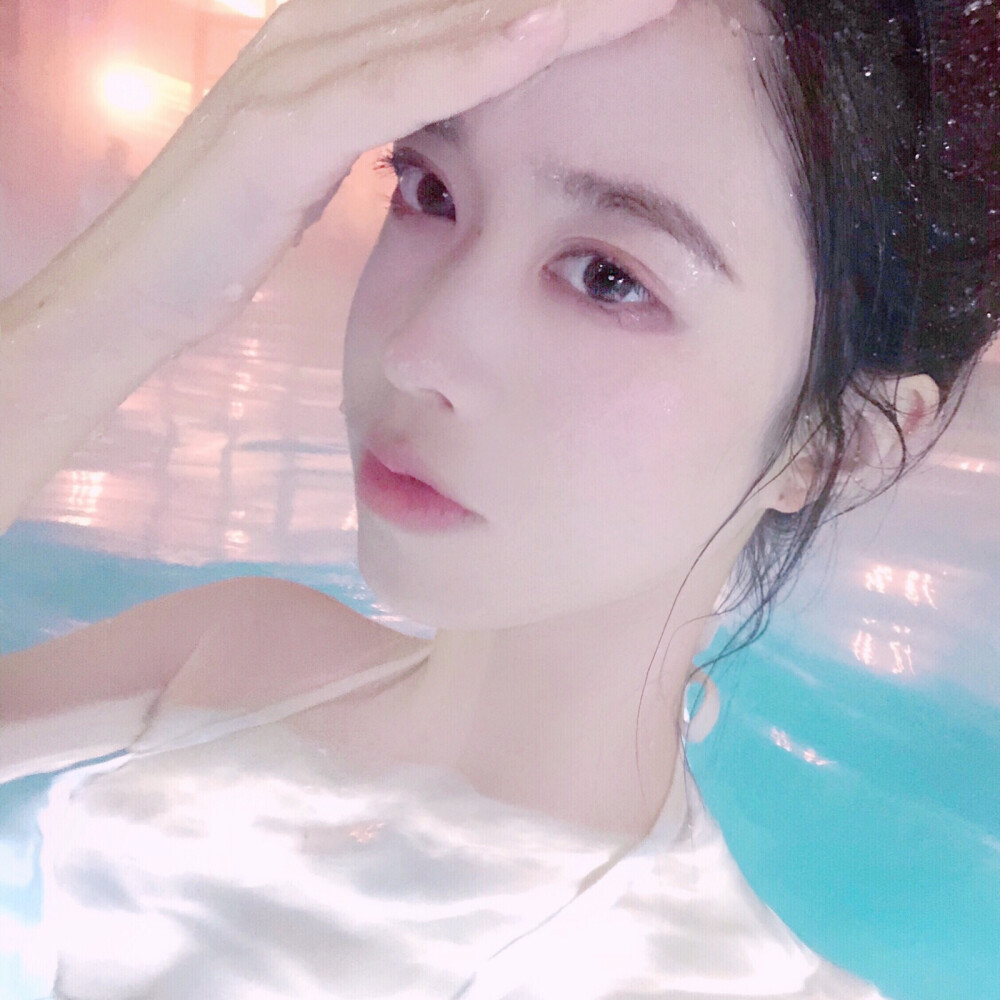 野洵 半脸女头
喜收藏 禁二传。