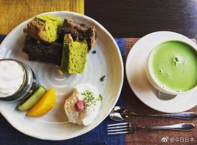 位于日本京都的一家以抹茶味主题的甜品店—中村藤吉店，简直就是抹茶空的天堂！ ​