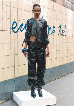 虾拼：人人都是设计师
圆服装设计师的品牌梦