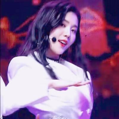 权恩妃头像
二传标明dt林舒妍