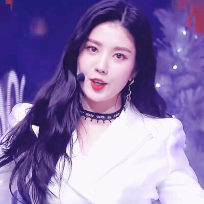 权恩妃头像
二传标明dt林舒妍