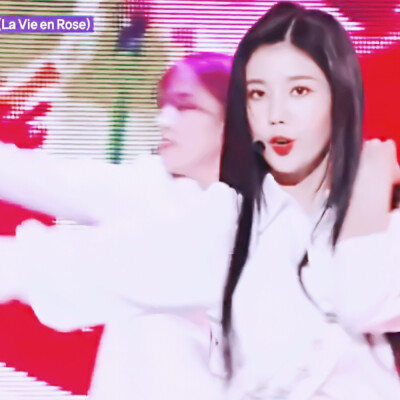 权恩妃头像
二传标明dt林舒妍