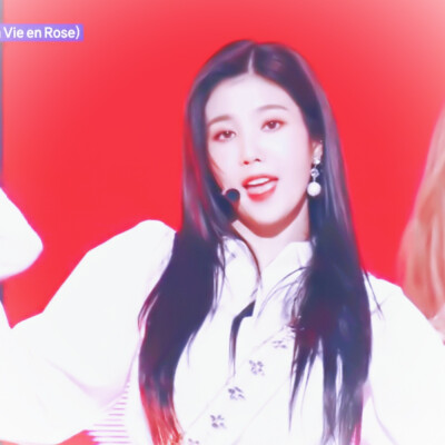 权恩妃头像
二传标明dt林舒妍