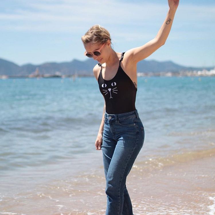 BY爱喝可乐的古娜小姐