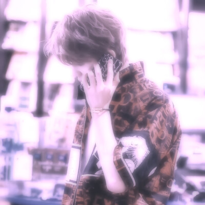 朱正廷头像，拿图点赞