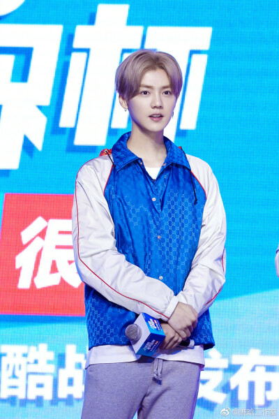 呆萌傻狍子 鹿晗 Luhan #壁纸 #头像