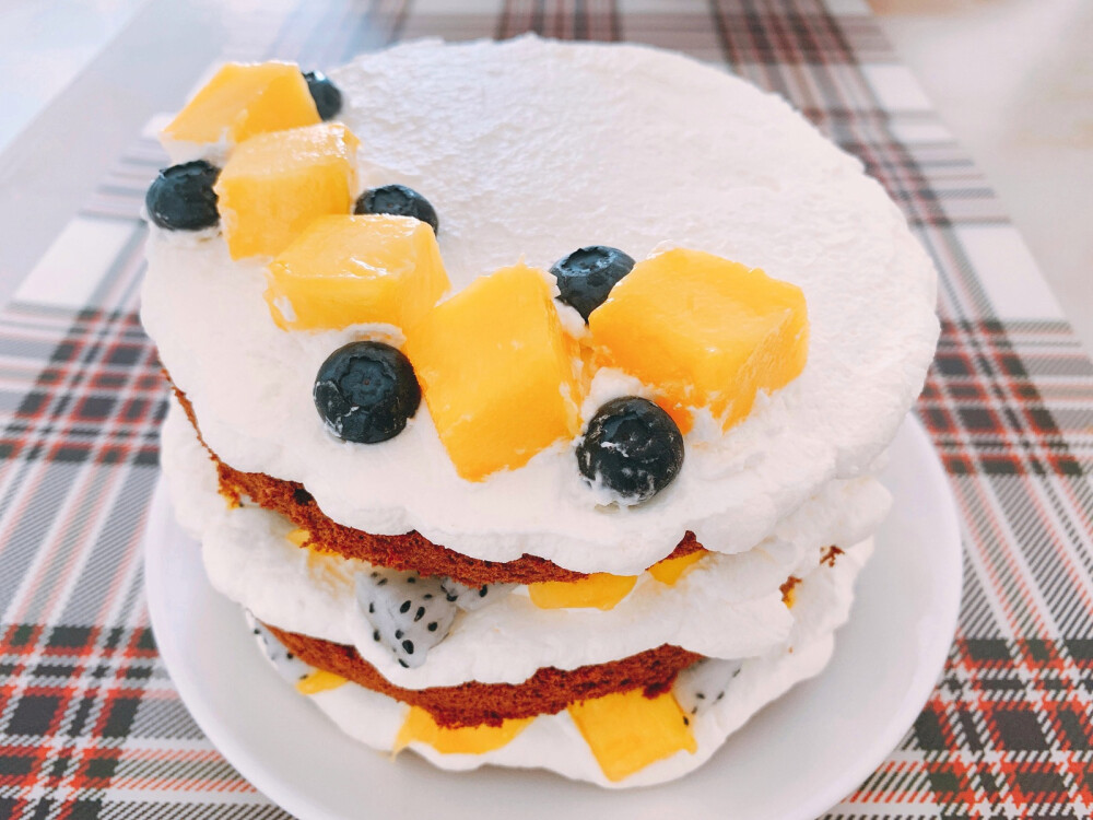 (裸蛋糕) 芒果蓝莓火龙果 生日蛋糕 下厨房app:小小橙王