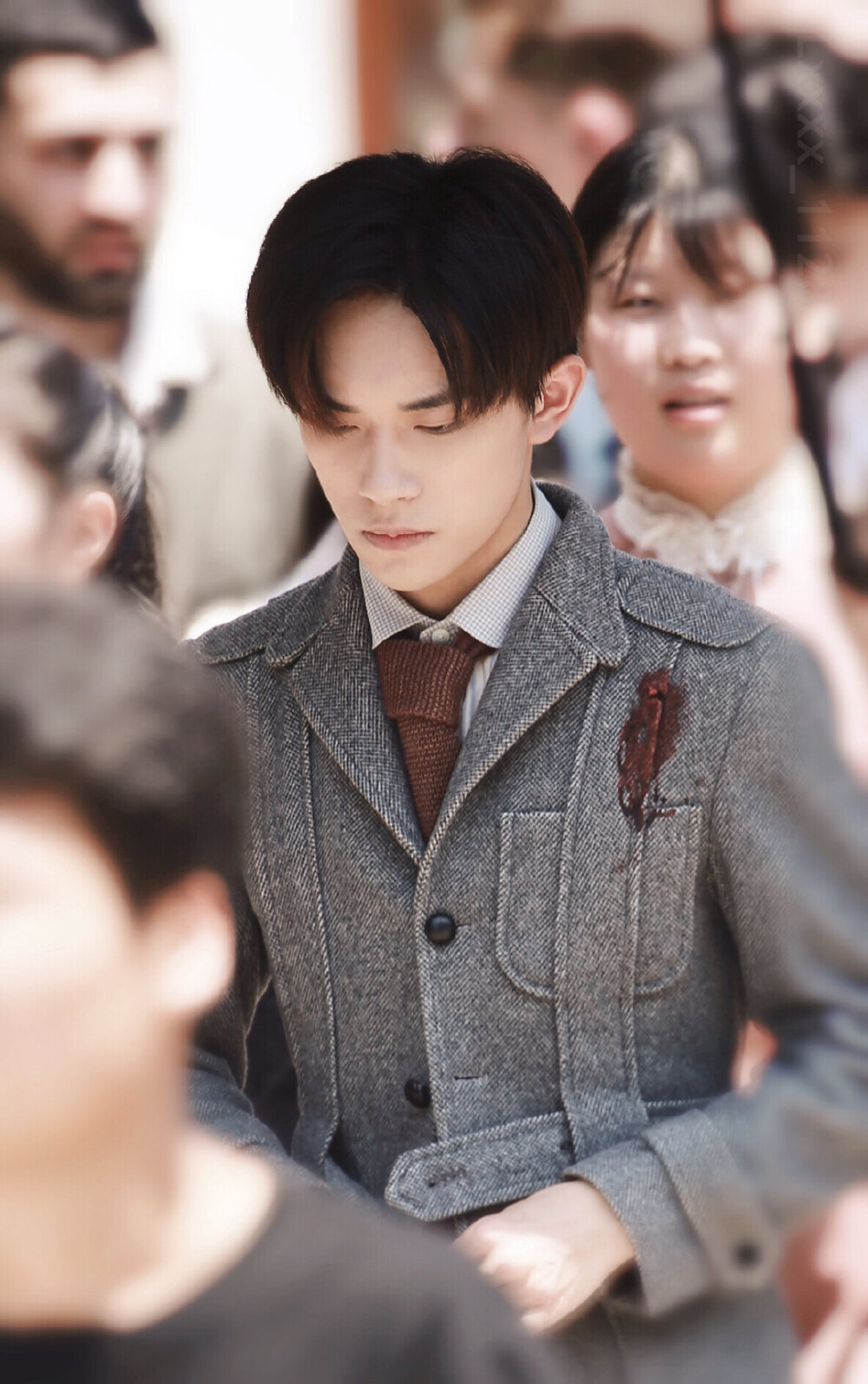 易烊千玺 #tfboys 电视剧艳势番之新青年拍摄花絮 高清