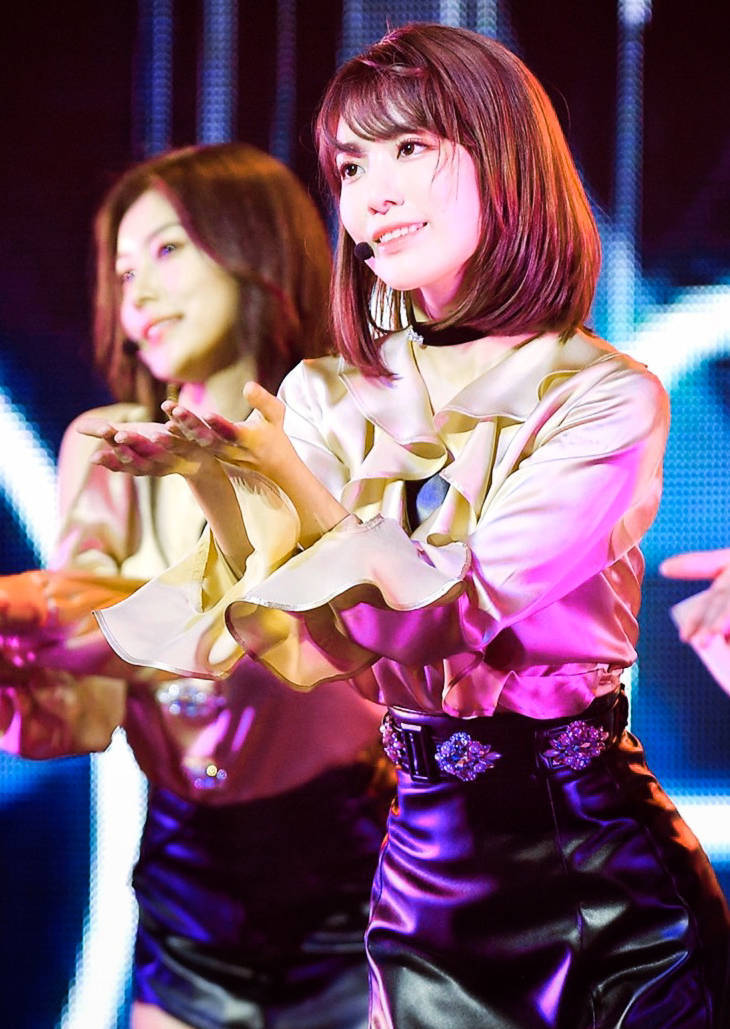 2019120izone日本出道showcase宫脇咲良