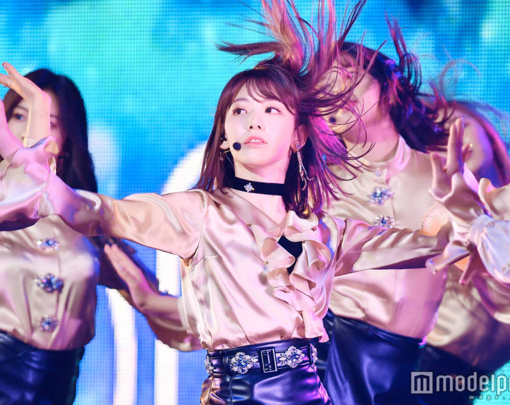 2019120izone日本出道showcase宫脇咲良