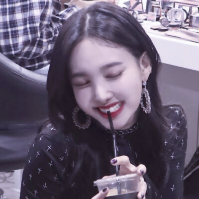 二传注明dt马尾秀荣