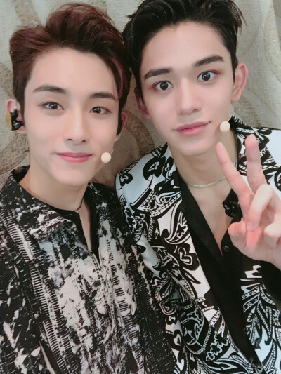 ［WayV］董思成winwin 黄旭熙Lucas