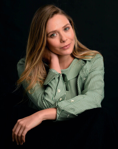 elizabetholsen「USA TODAY」写真