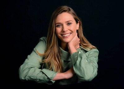 elizabetholsen「USA TODAY」写真