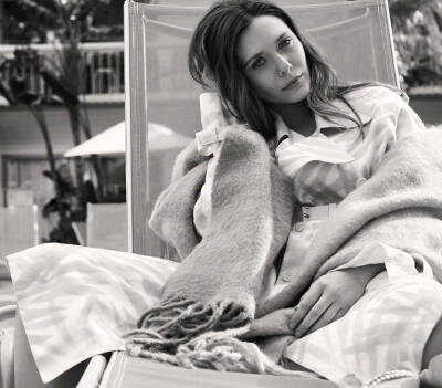 奥妹Elizabeth Olsen「The Sunday Times Style」杂志写真