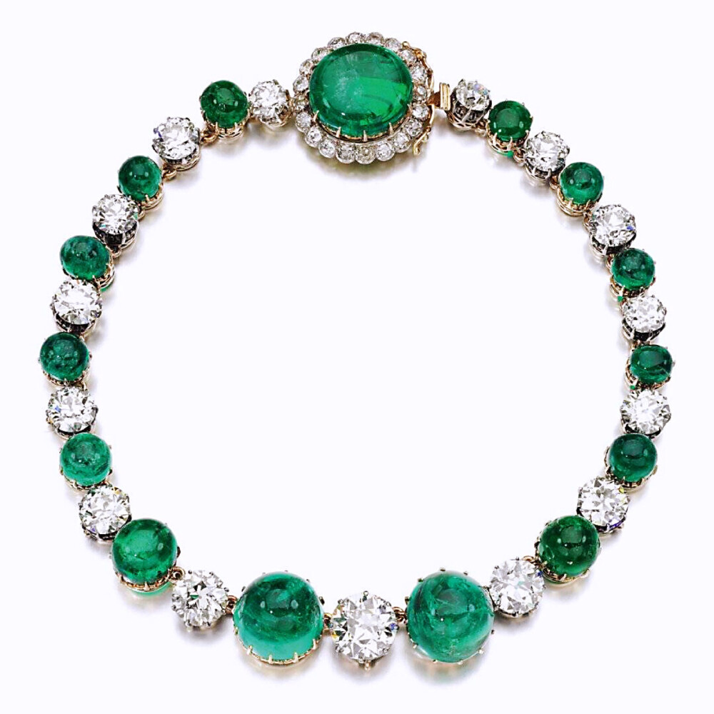 祖母绿和钻石项链，来自意大利王室家族Odescalchi的收藏。