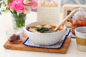 麻辣虾肉馄饨，不是有点好吃，是太好吃啦。