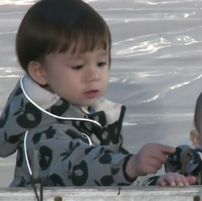 《超人回来了》
◎威廉