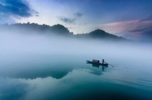 山山水水，水水山山。