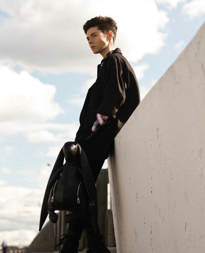 Kristian Kostov
克里斯蒂安