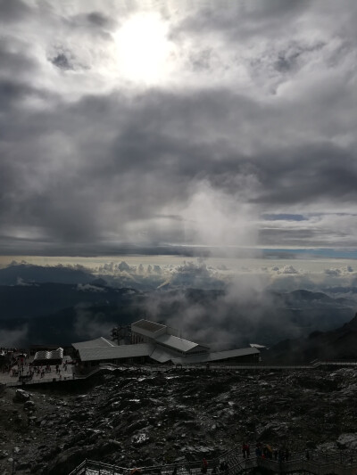 玉龙雪山