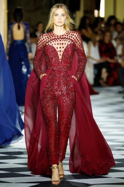 时尚 | 红。
“桀骜妩媚的玫瑰”。
Zuhair Murad