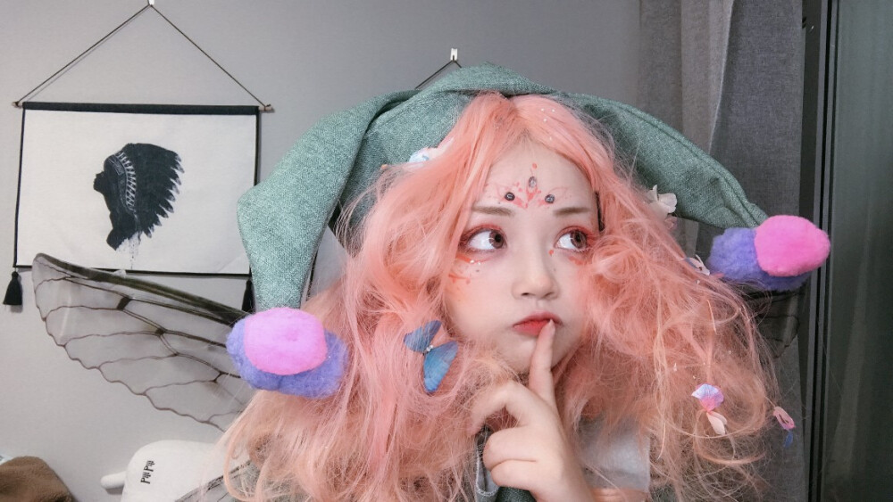 up主:烟萝酱
角色:蜜桃精灵
#妈妈！我看见精灵了！#
#此生无憾#
#这女人真该死的甜美#
#想抱回家养！#
【啊啊啊啊啊啊啊没有授权会不会被打???????！！！
如果侵权我一定会删的！我只是想安利一下小天使们啊啊啊啊啊啊啊！！！！
】