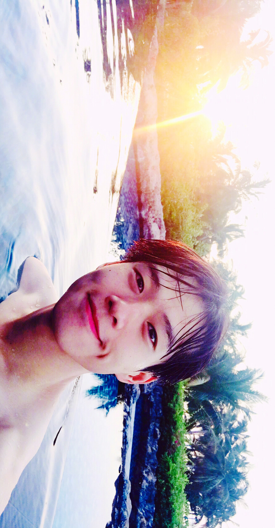 搜白敬亭却跳出来魏大勋，嗯哼？