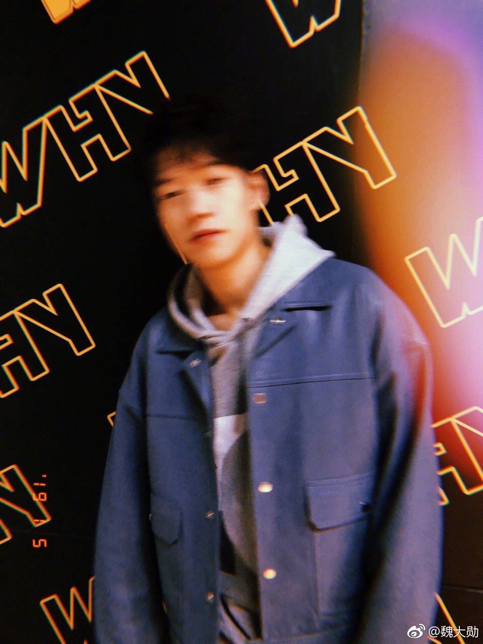 搜白敬亭却跳出来魏大勋，嗯哼？