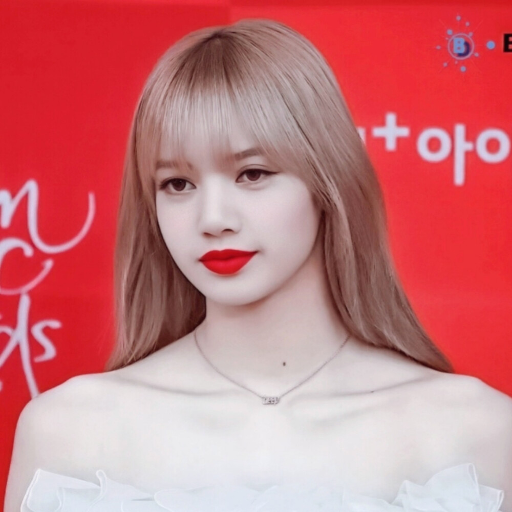 lisa
©®权烈