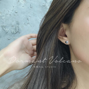 冷淡少女心 925纯银睡觉不用摘的耳钉百搭简约ins风爱心小巧耳环