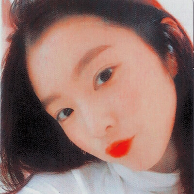 裴柱现Irene.red velvet.cr.tumblr
by.江柳