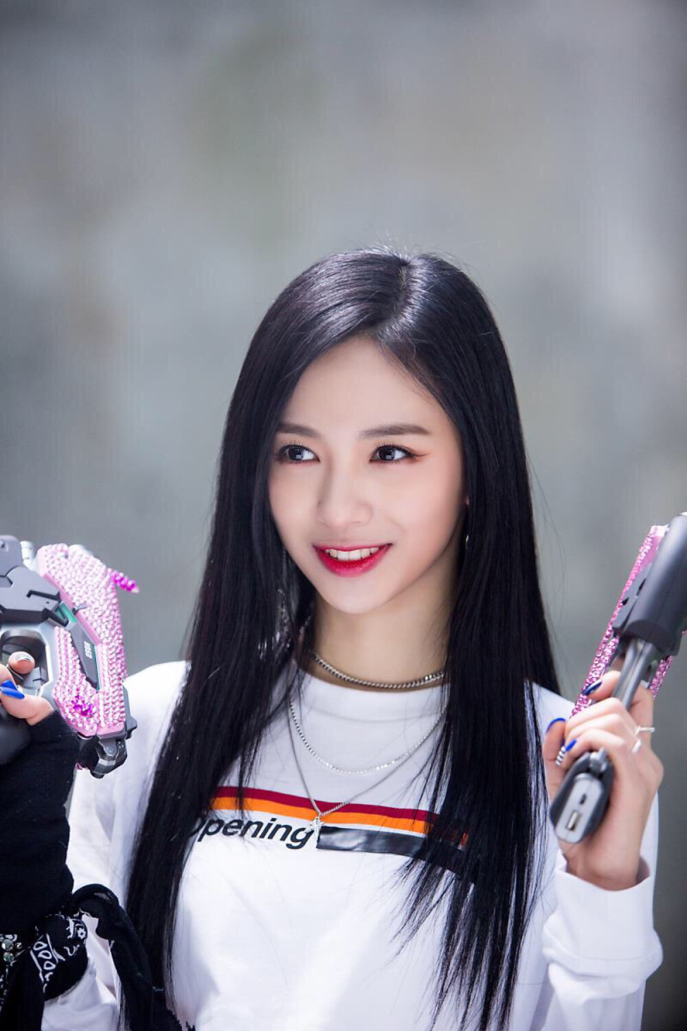 Cherry bullet 智媛 jiwon