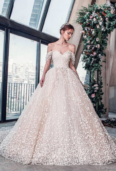 Tony ward 2019春夏婚纱高定