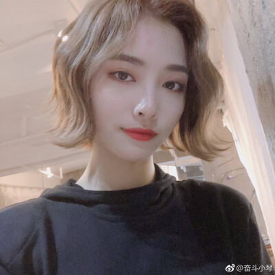 短发KIKI是人间角色