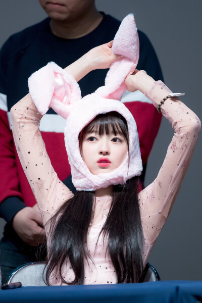 yooa 刘是我 ohmygirl