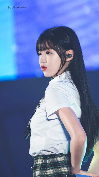 yooa 刘是我 ohmygirl