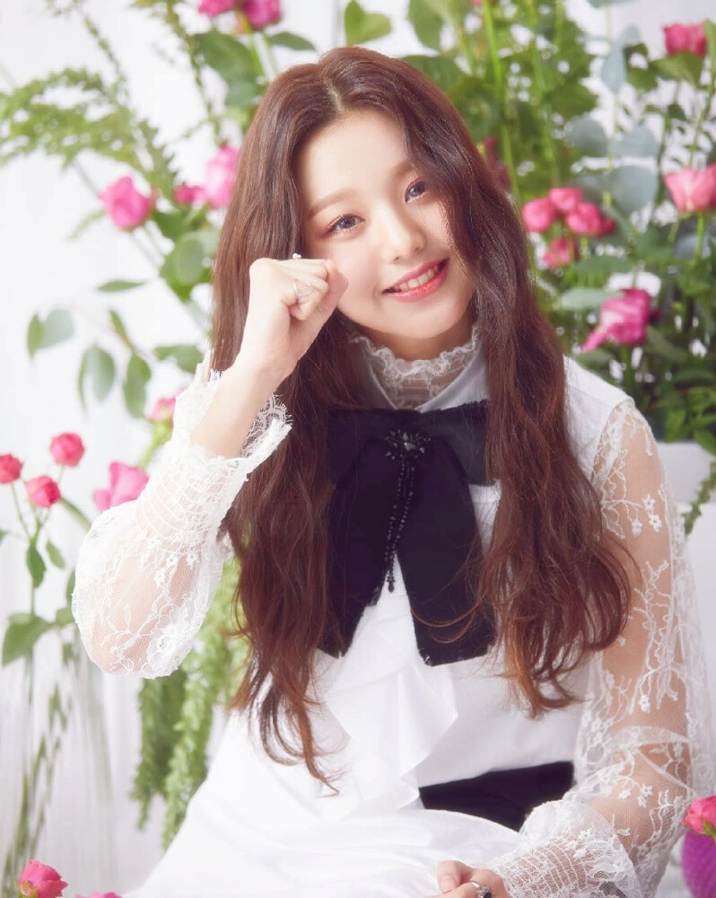 张元英小圆izone忙内