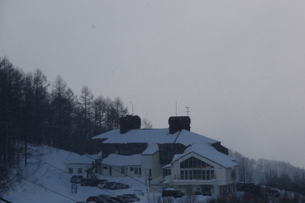 东边阳光西边雪 开始暴风追击 !!