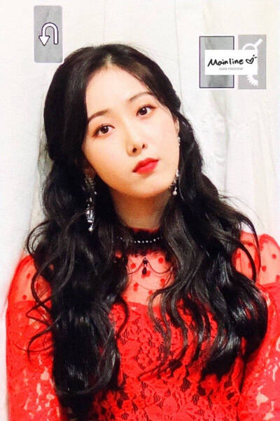 黄恩妃Sinb