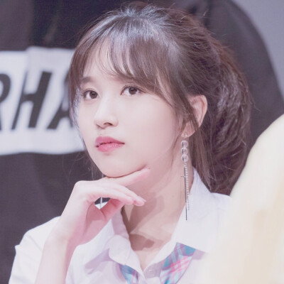 名井南©Allison。