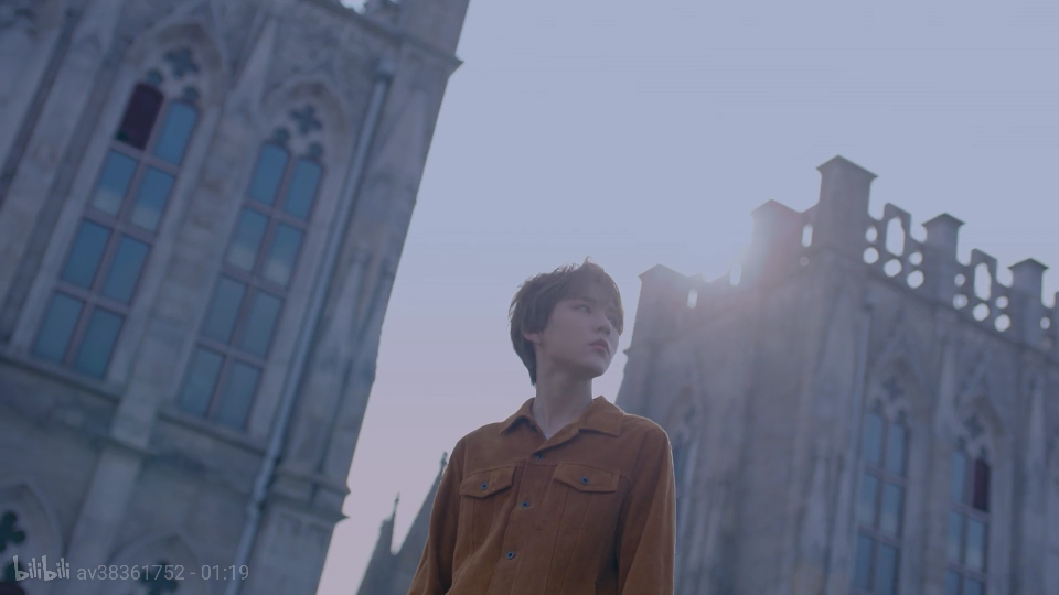 NEXT《BACK TO YOU》MV