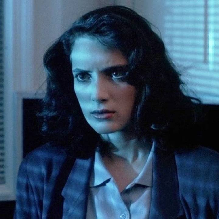 薇诺娜瑞德
Winona Ryder